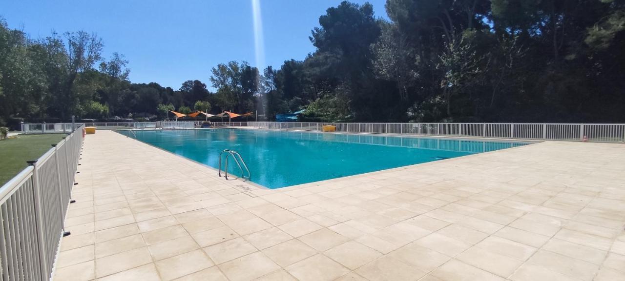 Bel Appartement Avec Piscine Proche Des Plages Six-Fours-les-Plages Buitenkant foto